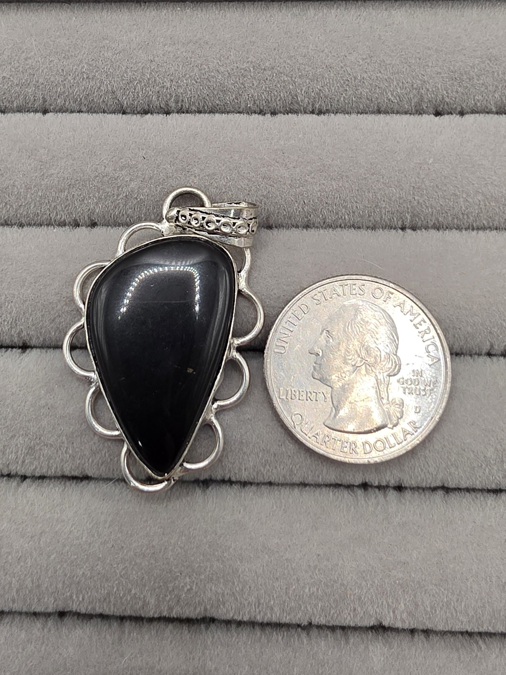 Onyx Stone Teardrop Pendant Necklace - Elegant Silver Plated Setting
